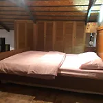 Villa Kaleıçı Müstakıl Bahçelı Ev Antália