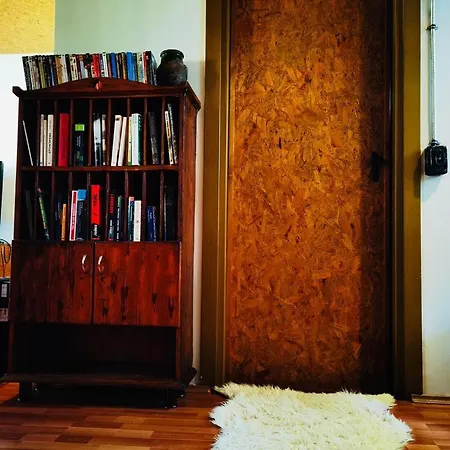 Villa Kaleıçı Müstakıl Bahçelı Ev *