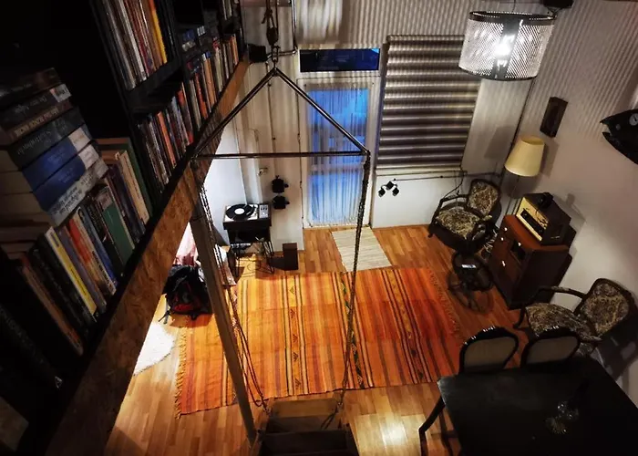 Kaleici Muestakil Bahceli Ev *