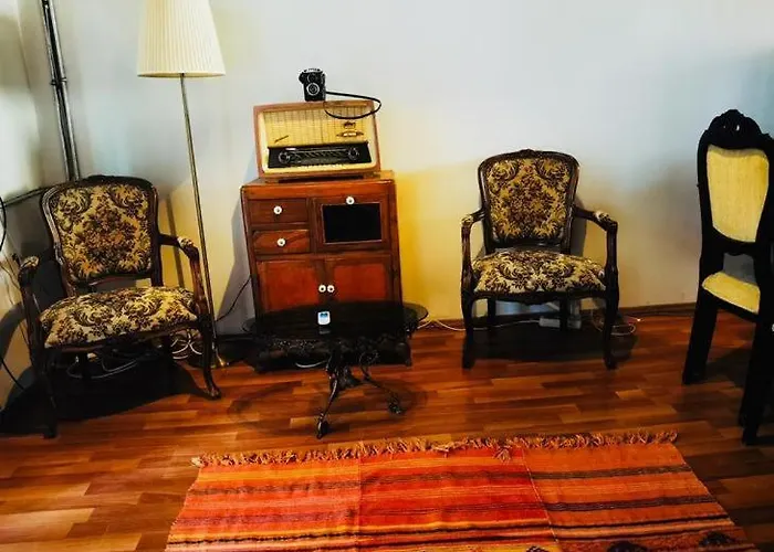 Kaleici Muestakil Bahceli Ev Antalia