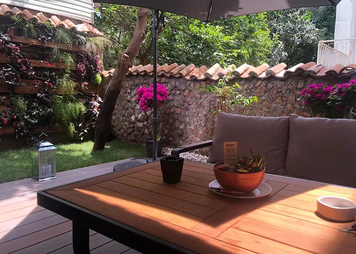 Kaleici Muestakil Bahceli Ev * Antalia