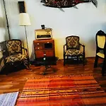 Kaleici Muestakil Bahceli Ev Antalia
