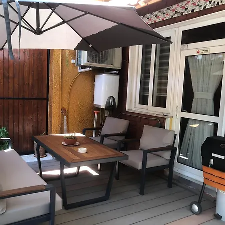 Willa Kaleici Muestakil Bahceli Ev