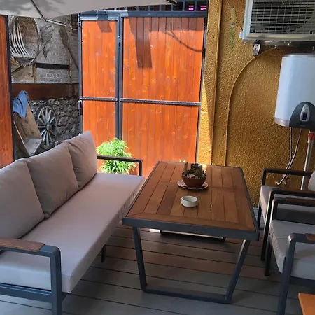 Kaleici Muestakil Bahceli Ev Antalya