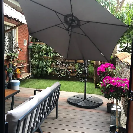 Kaleici Muestakil Bahceli Ev